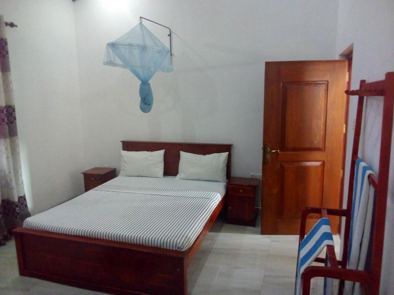 Daisy Villa Kudapaduwa Exterior foto